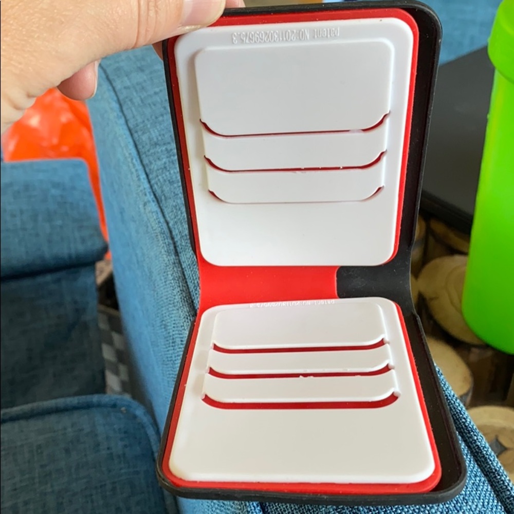 Wallet - Picture 2 of 2